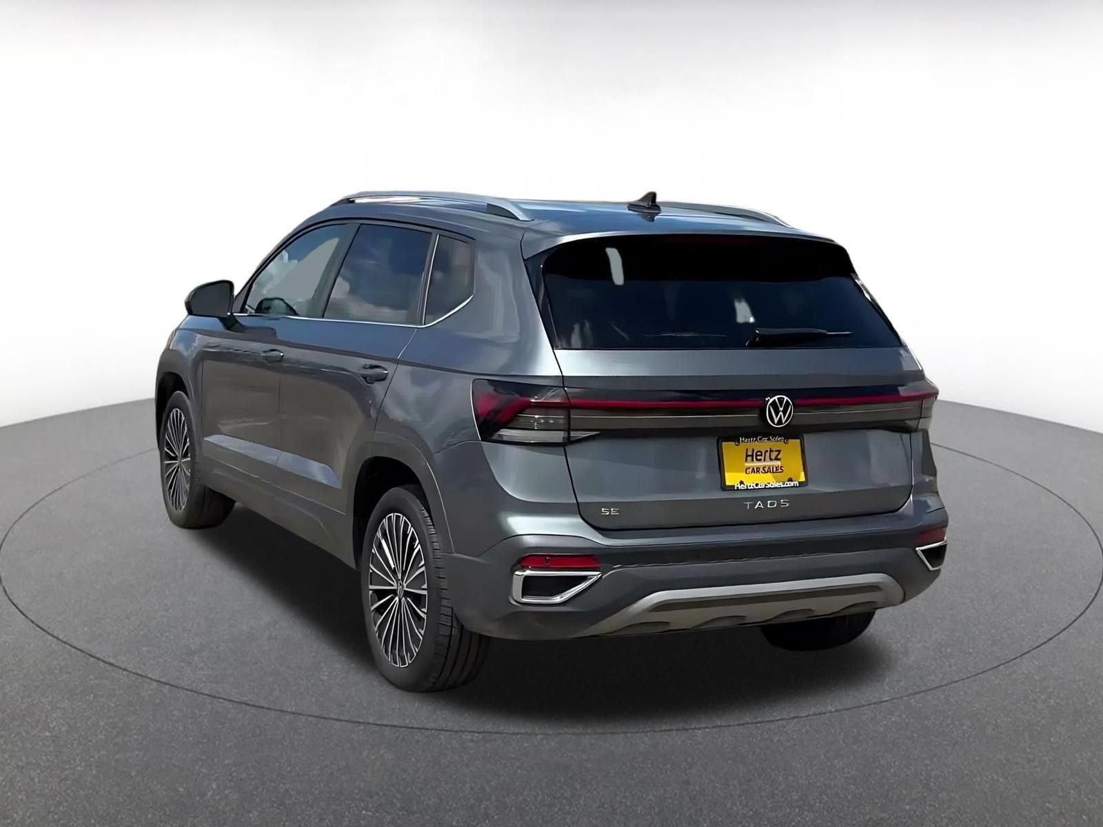 Thumbnail: 2026 Volkswagen Taos - 10