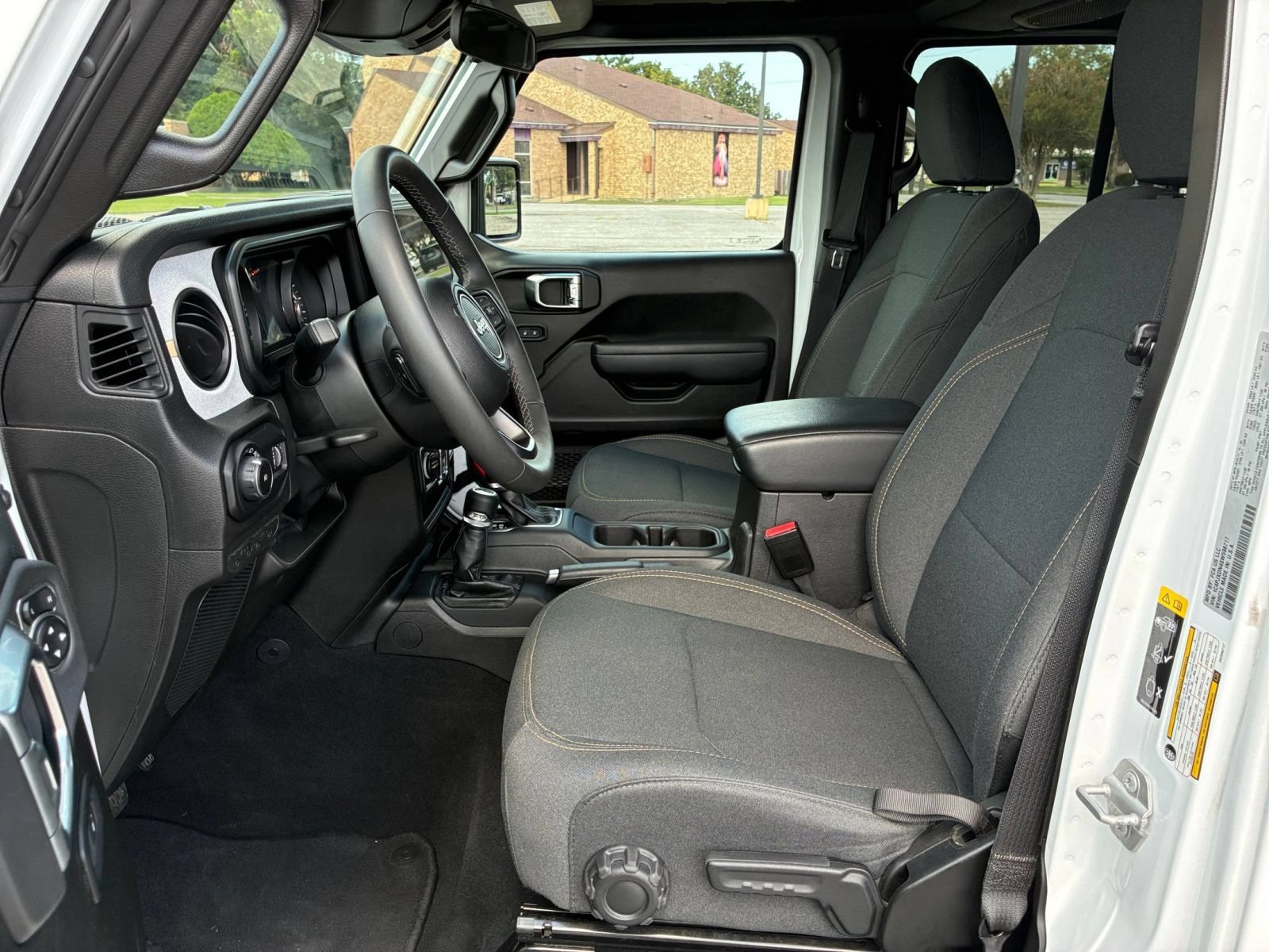 Thumbnail: 2025 Jeep Wrangler - 24