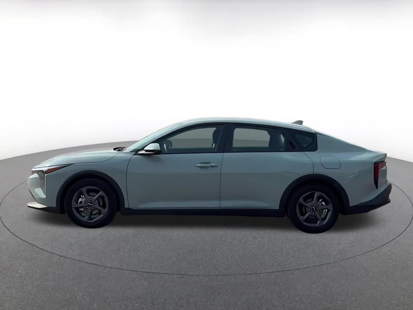 Thumbnail: 2026 Kia K4 - 8
