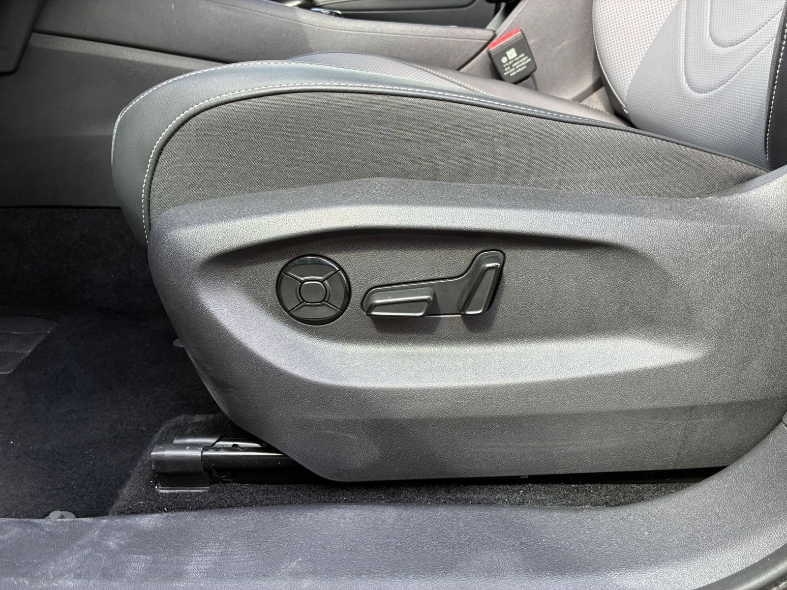 Thumbnail: 2026 Volkswagen Tiguan - 21