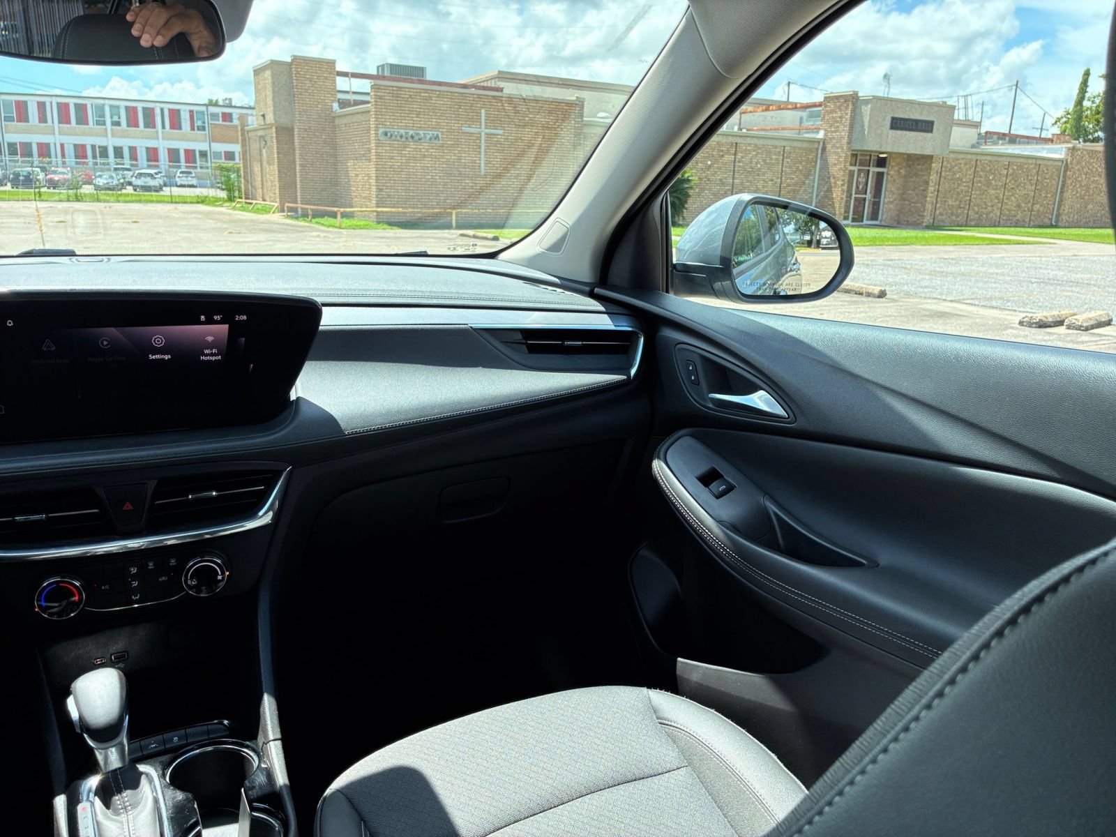 Thumbnail: 2026 Buick Encore GX - 33