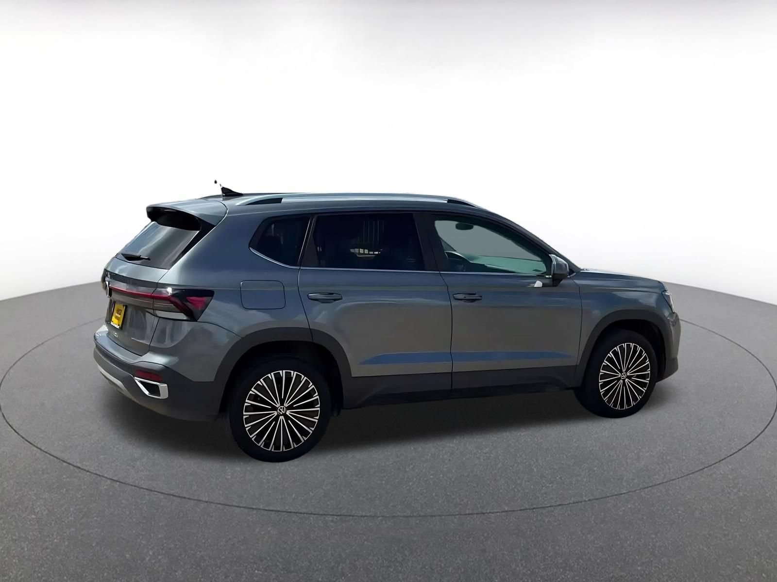 Thumbnail: 2026 Volkswagen Taos - 14