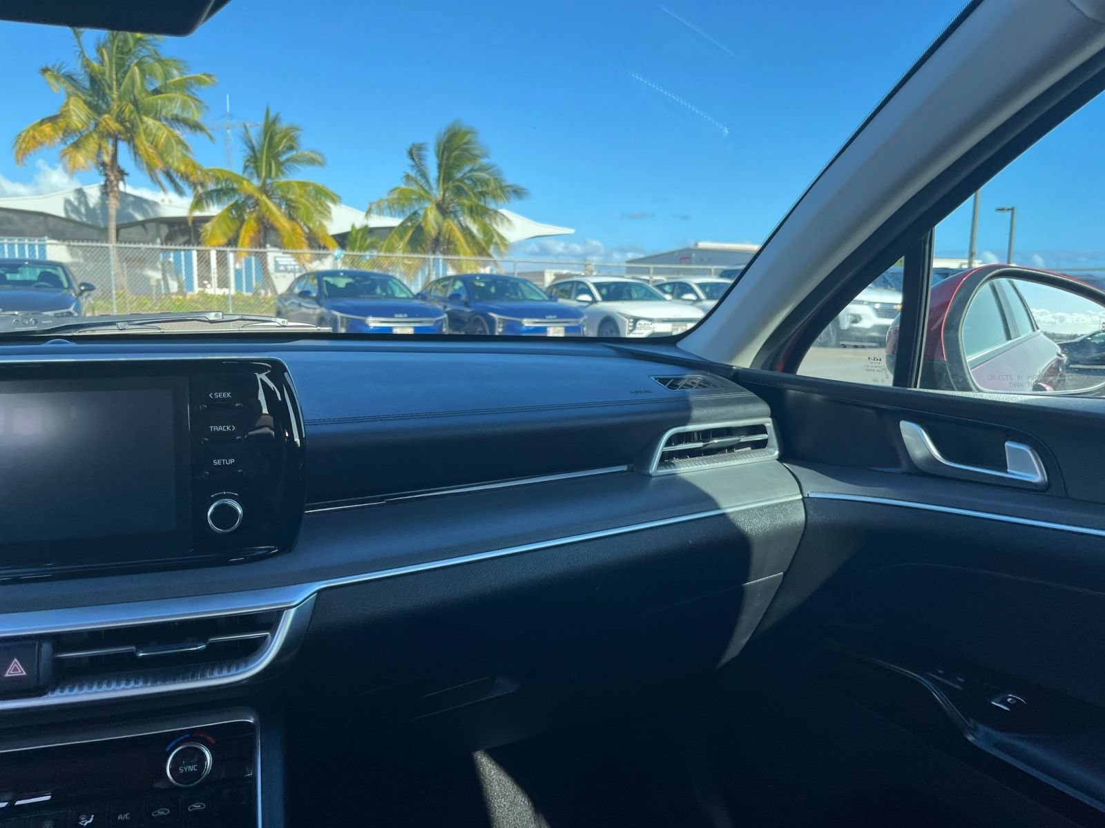 Thumbnail: 2023 Kia K5 - 33
