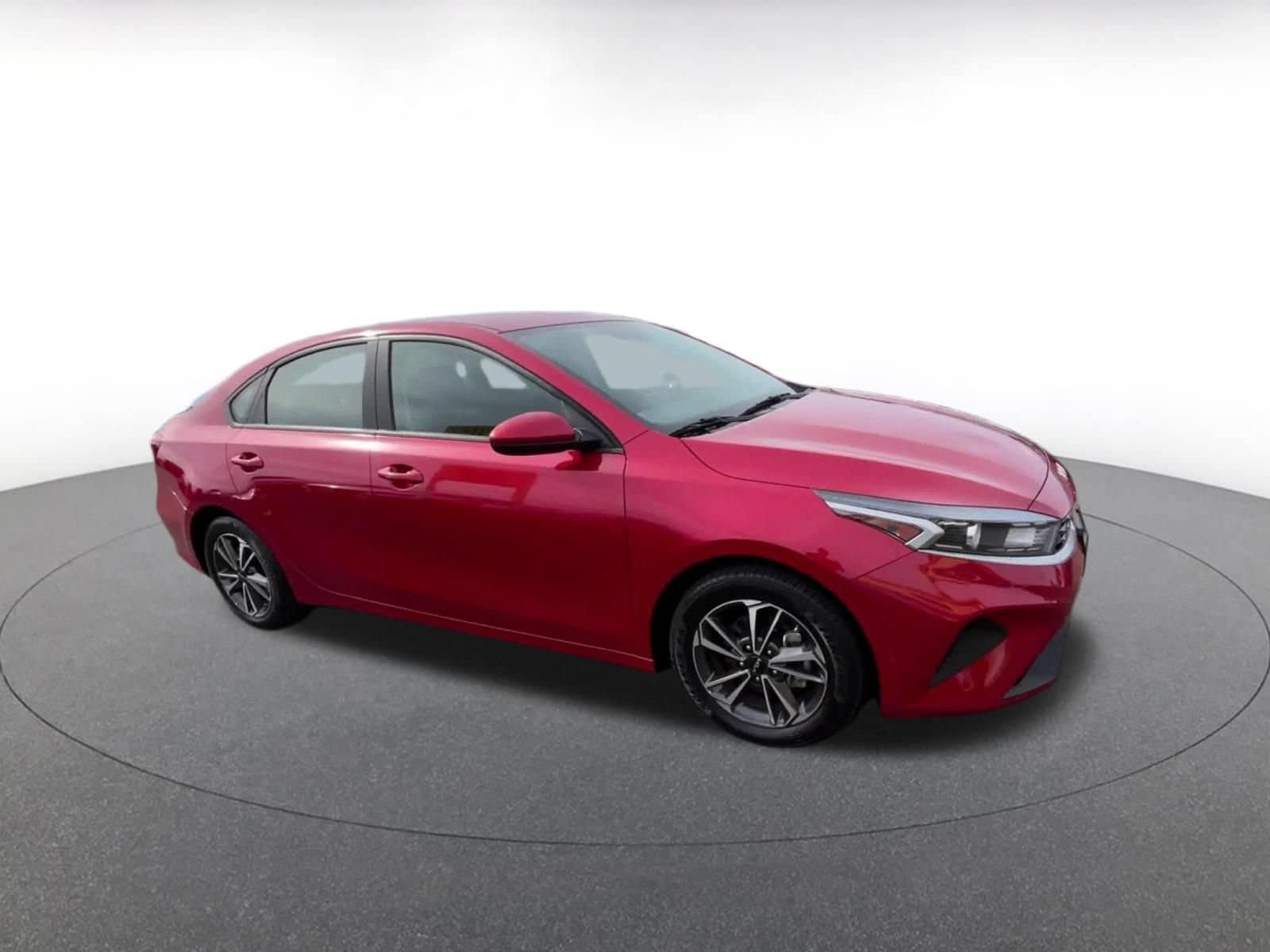 Thumbnail: 2024 Kia Forte - 2