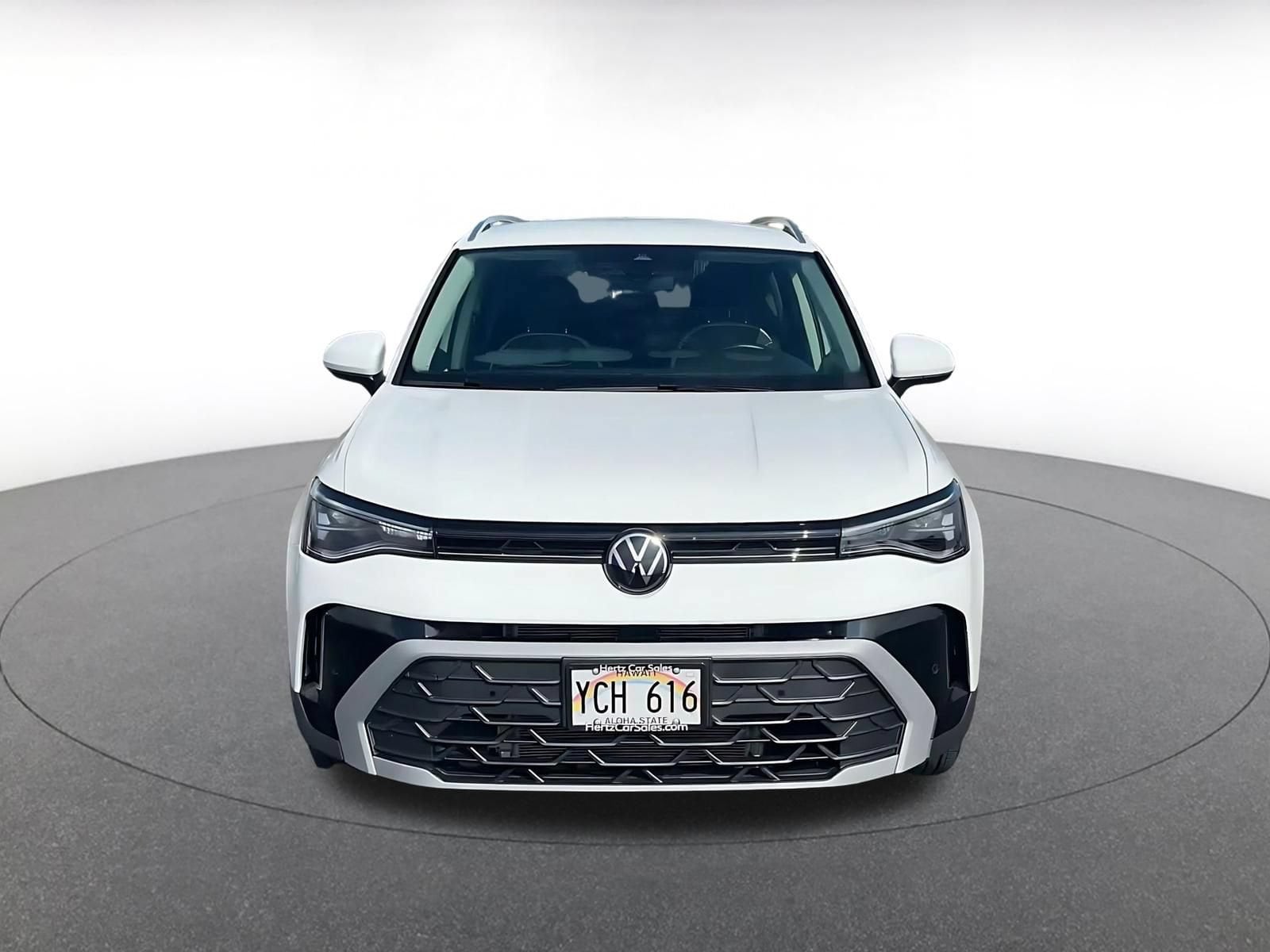 Thumbnail: 2026 Volkswagen Taos - 4