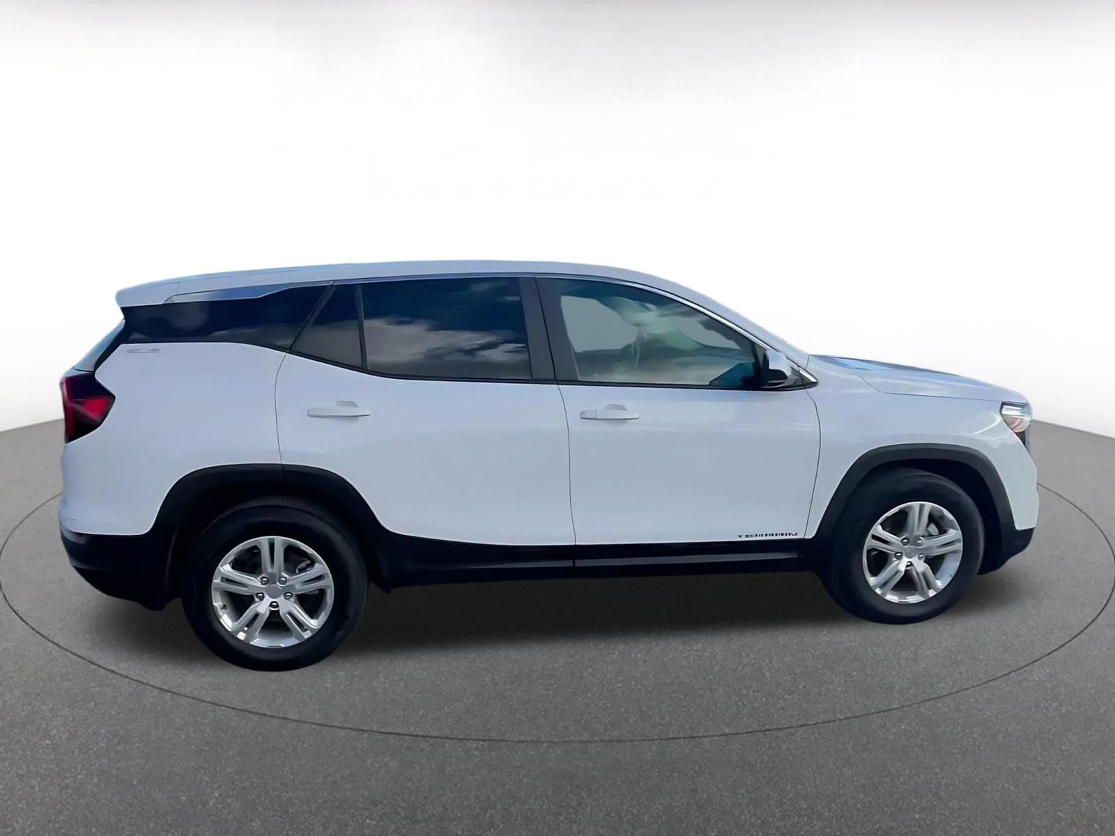 Thumbnail: 2024 GMC Terrain - 15