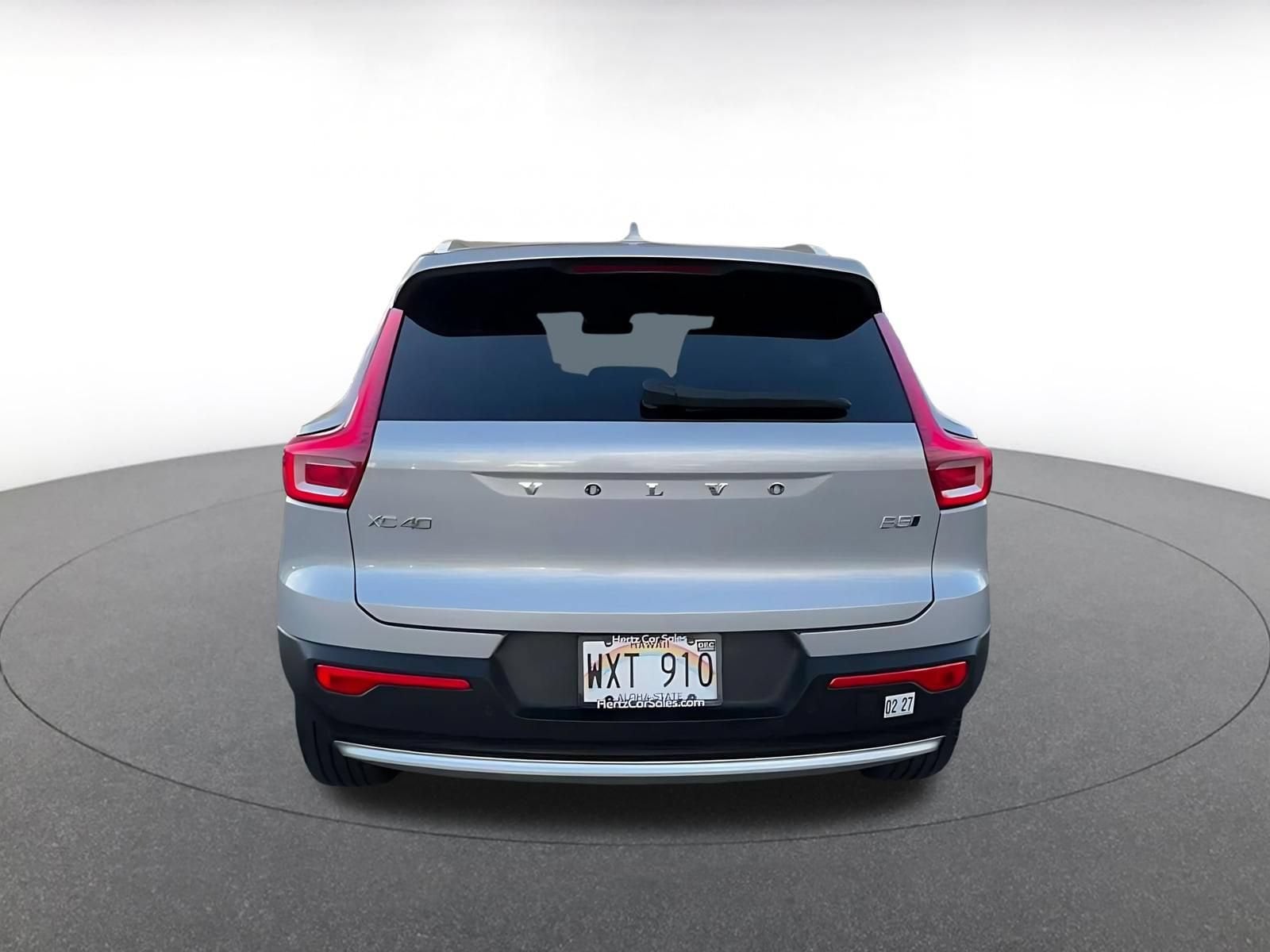 Thumbnail: 2024 Volvo XC40 - 12