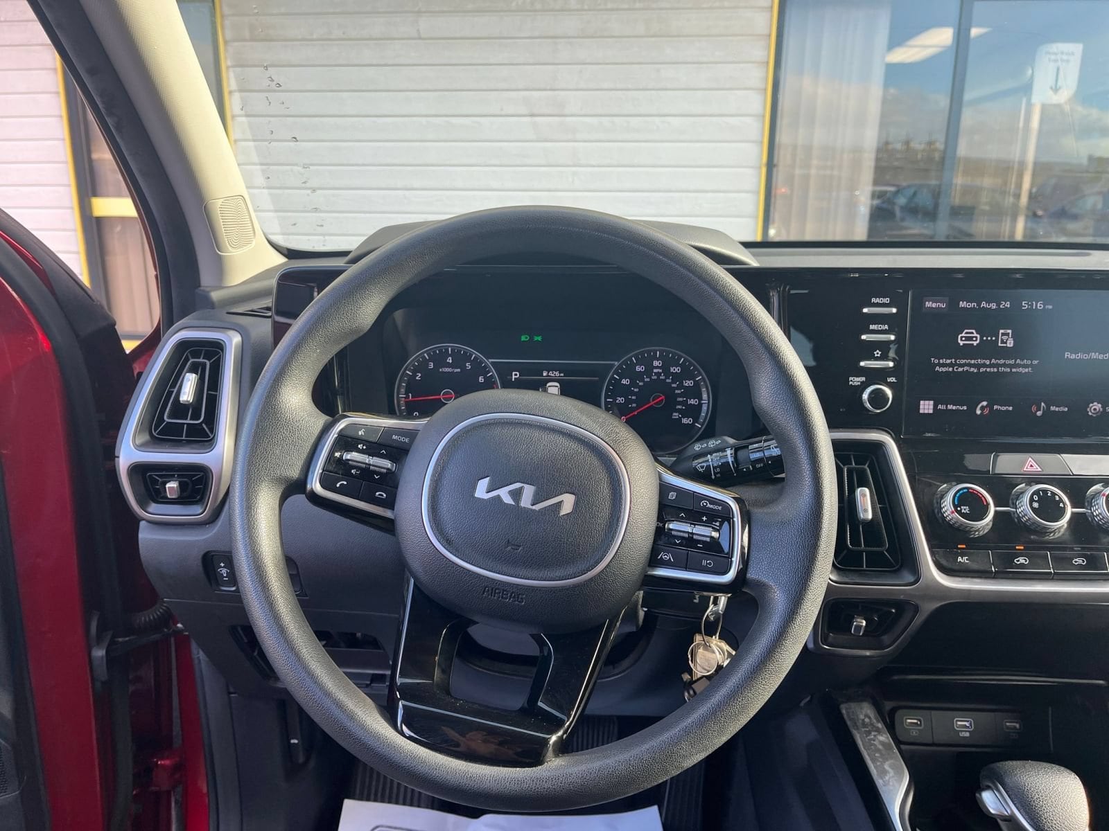 Thumbnail: 2023 Kia Sorento - 33
