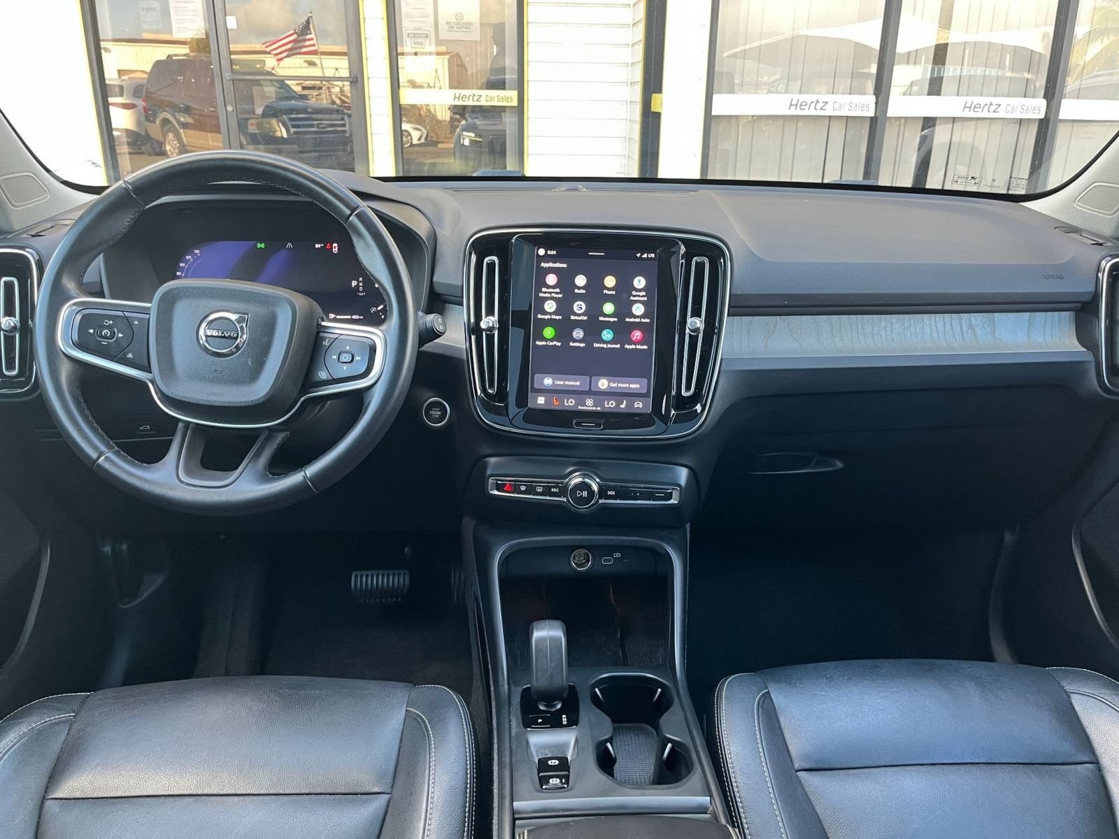 Thumbnail: 2024 Volvo XC40 - 35