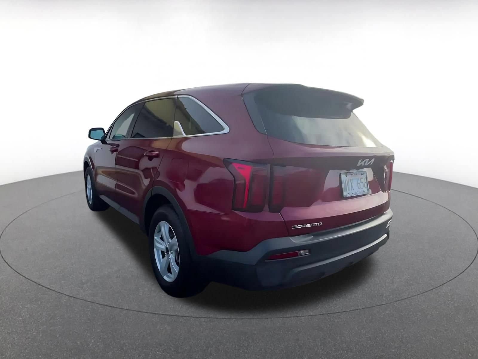Thumbnail: 2023 Kia Sorento - 10