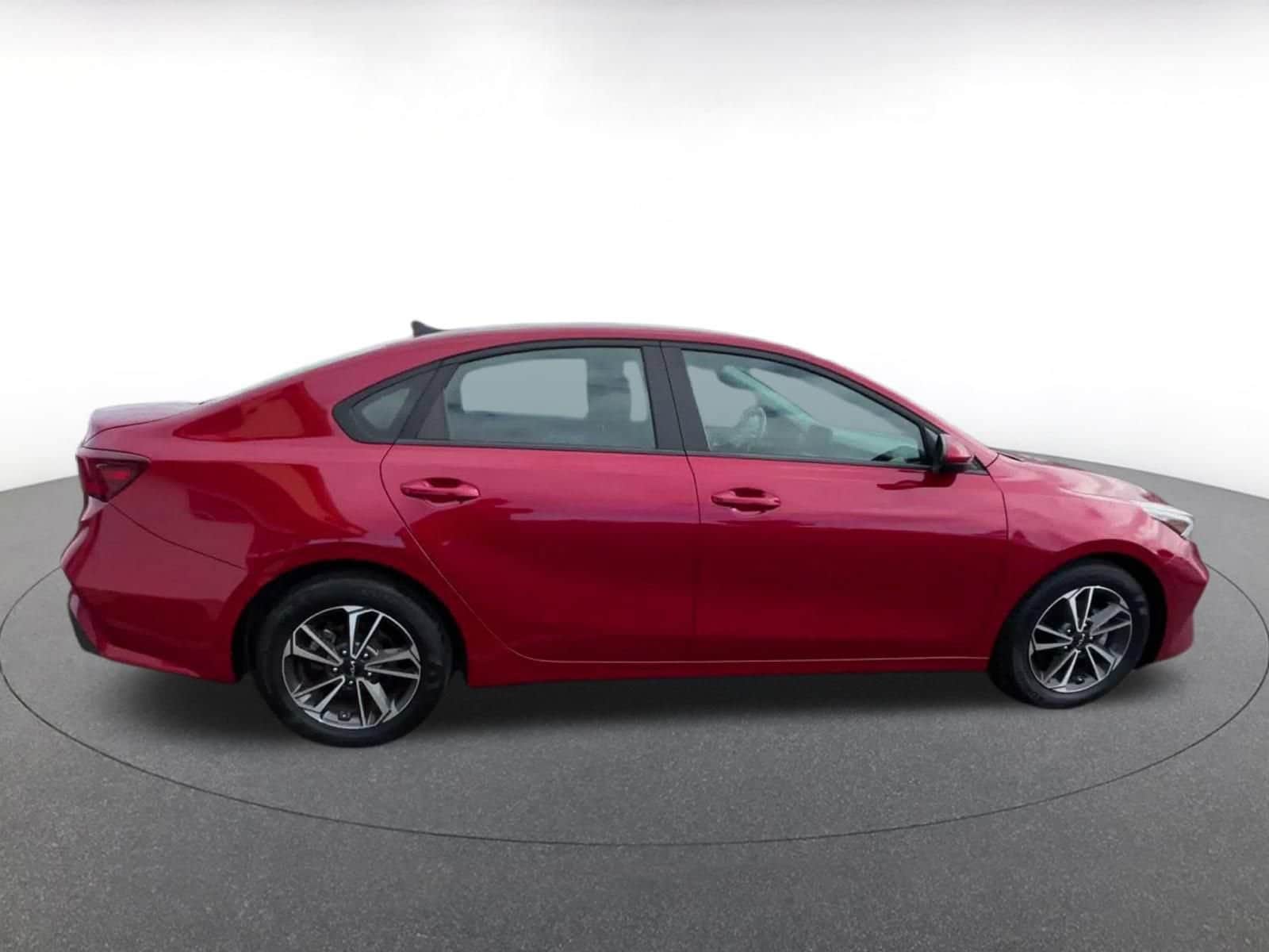 Thumbnail: 2024 Kia Forte - 15