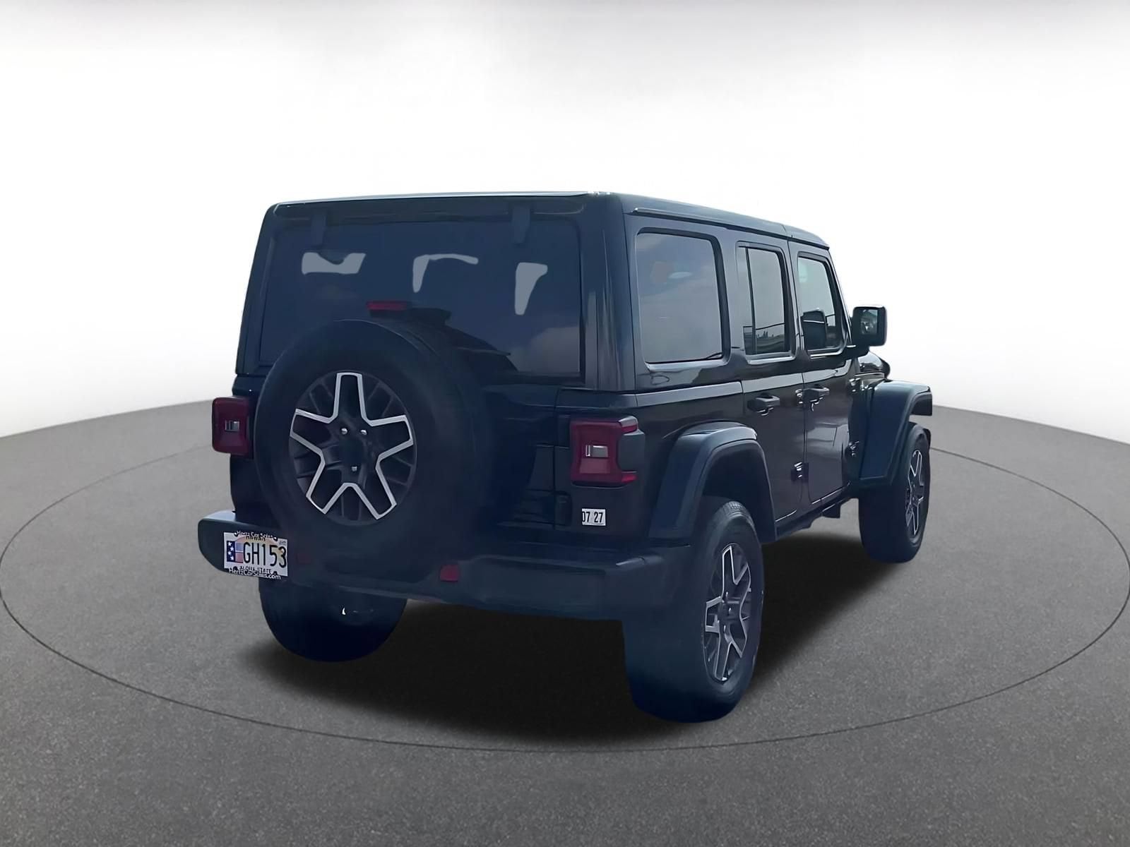 Thumbnail: 2025 Jeep Wrangler - 13