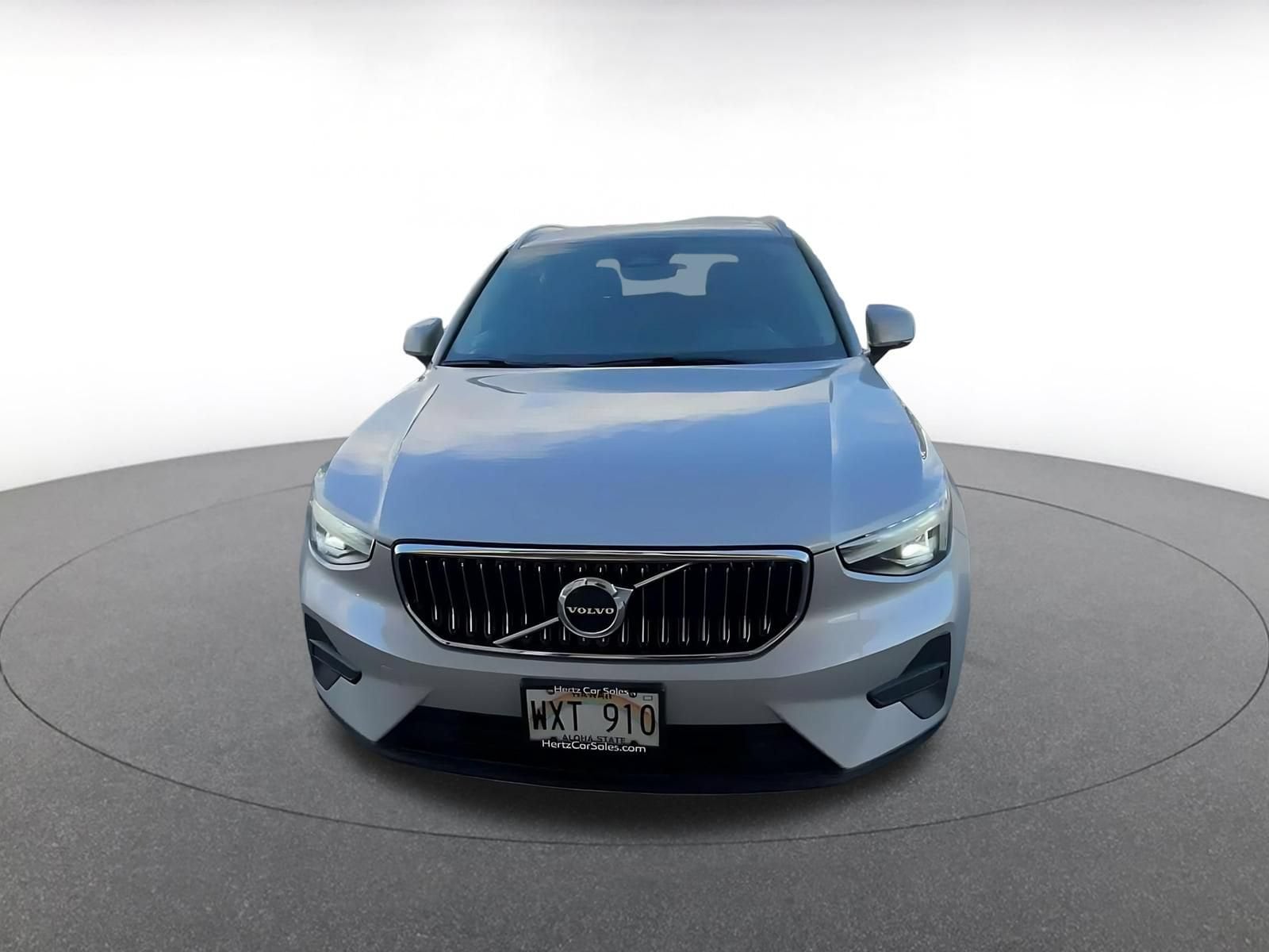 Thumbnail: 2024 Volvo XC40 - 3