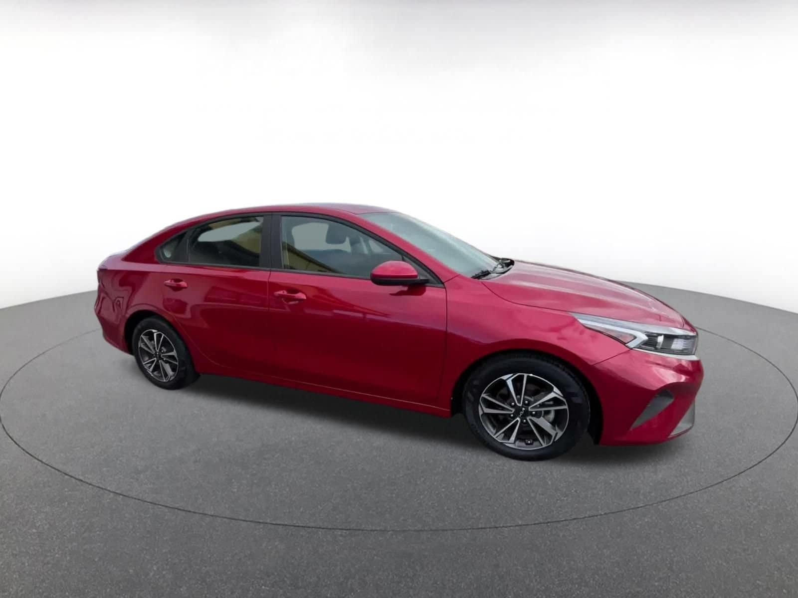 Thumbnail: 2024 Kia Forte - 2