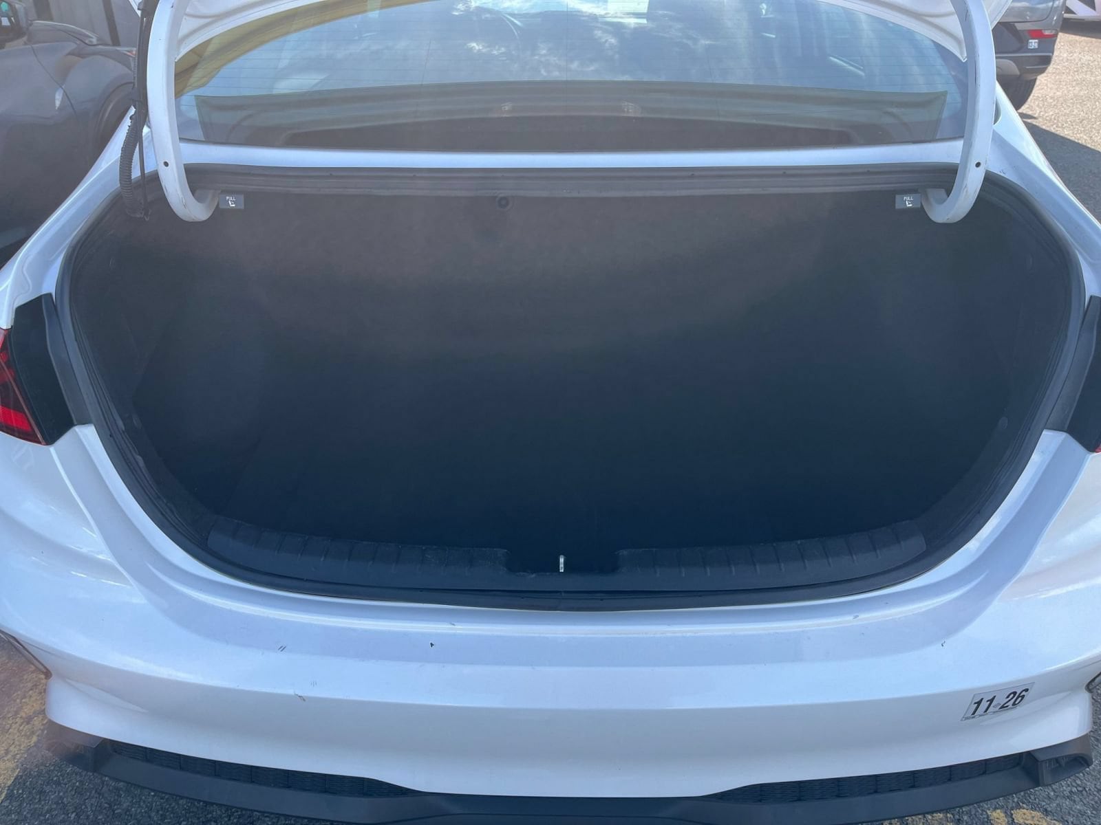 Thumbnail: 2024 Kia Forte - 28