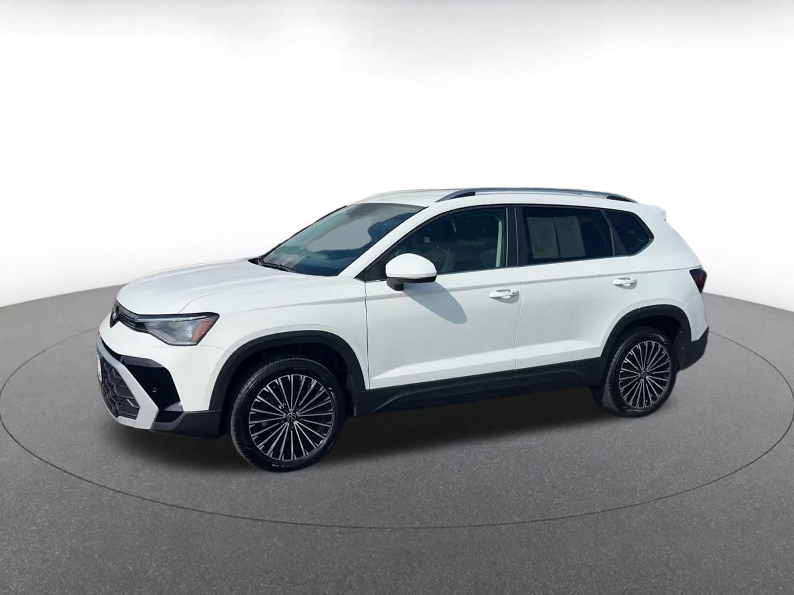 Thumbnail: 2026 Volkswagen Taos - 7