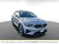 2024 Volvo XC40 B5 Core -
                  Honolulu, HI