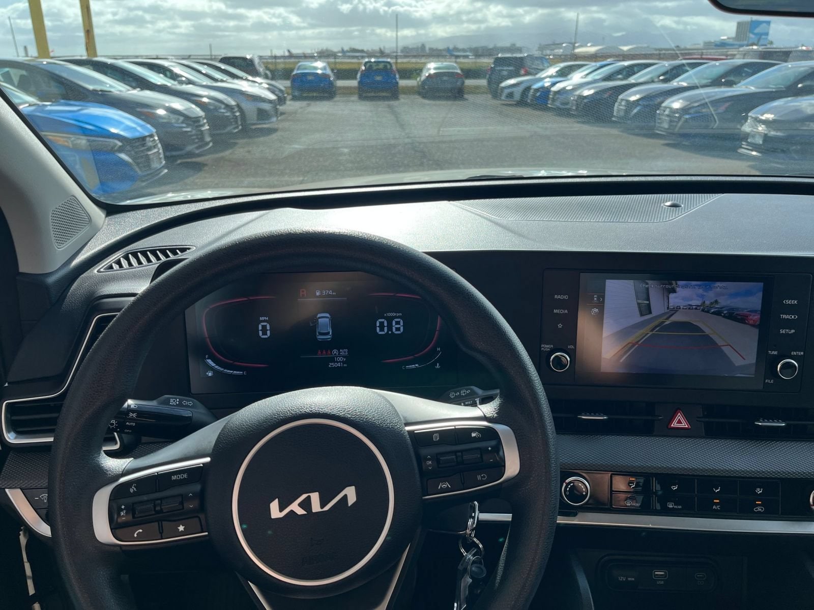 Thumbnail: 2025 Kia Sportage - 32