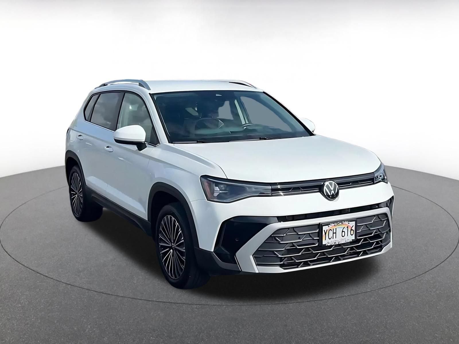 Thumbnail: 2026 Volkswagen Taos - 3