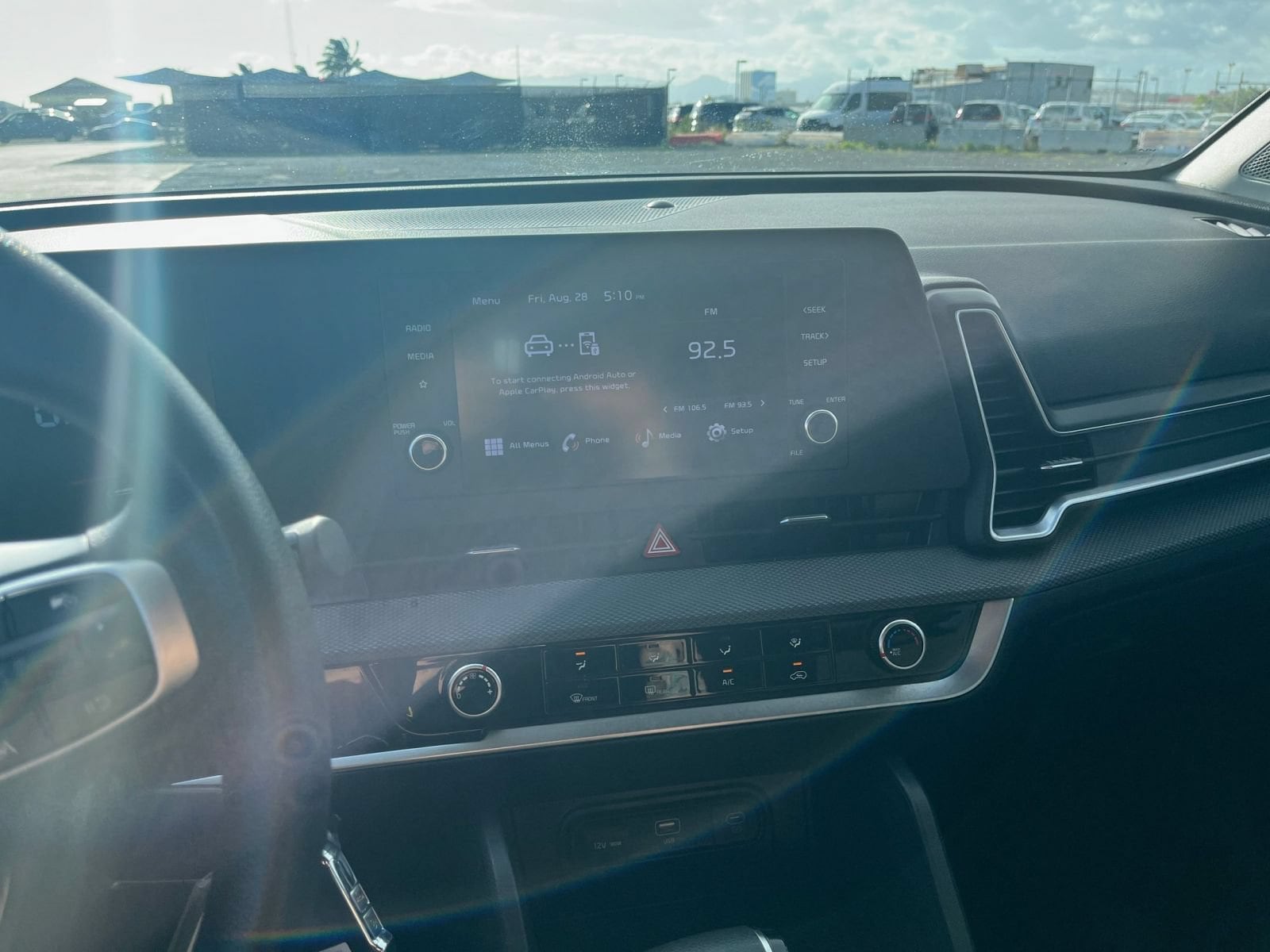 Thumbnail: 2025 Kia Sportage - 16