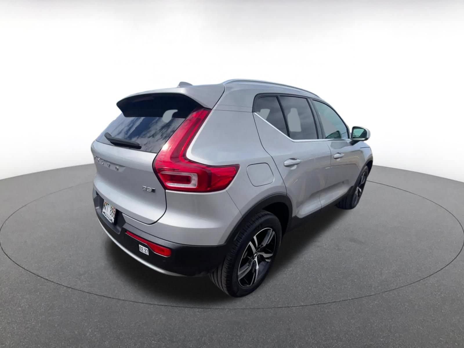 Thumbnail: 2024 Volvo XC40 - 14