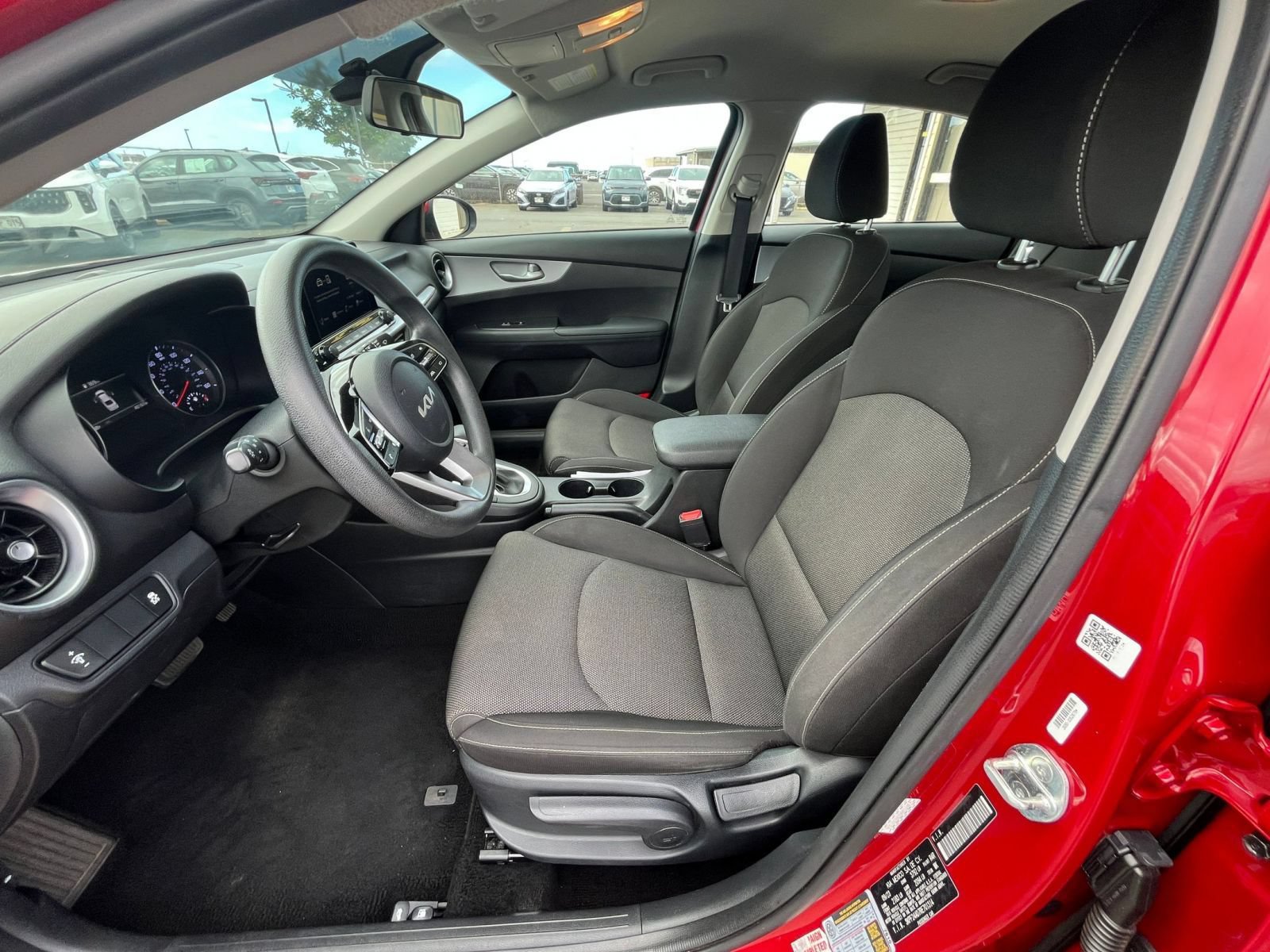 Thumbnail: 2024 Kia Forte - 24