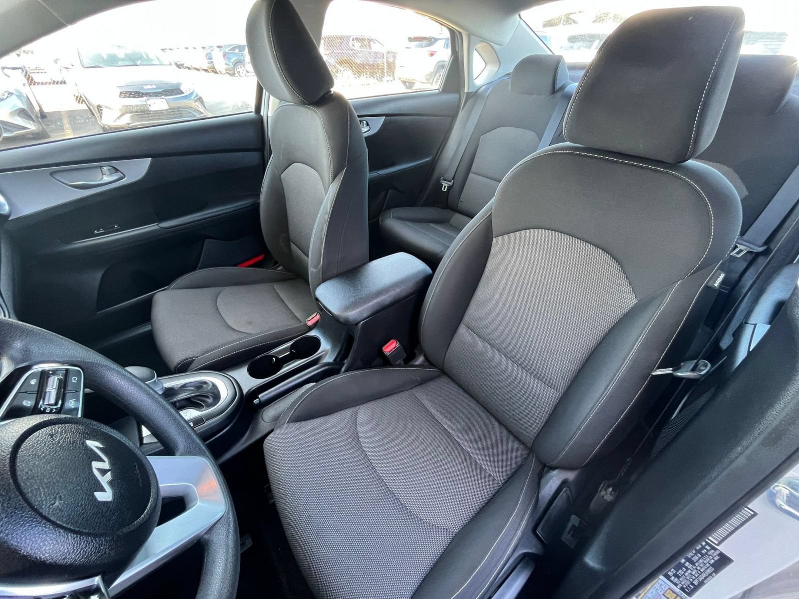 Thumbnail: 2024 Kia Forte - 33