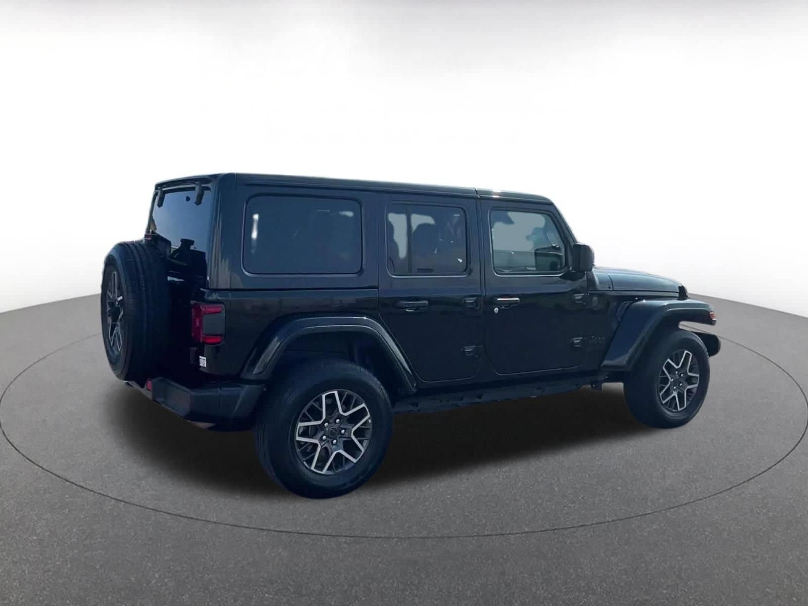 Thumbnail: 2025 Jeep Wrangler - 14