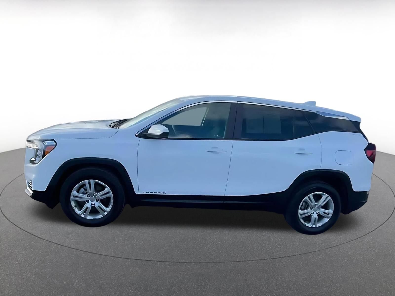 Thumbnail: 2024 GMC Terrain - 8