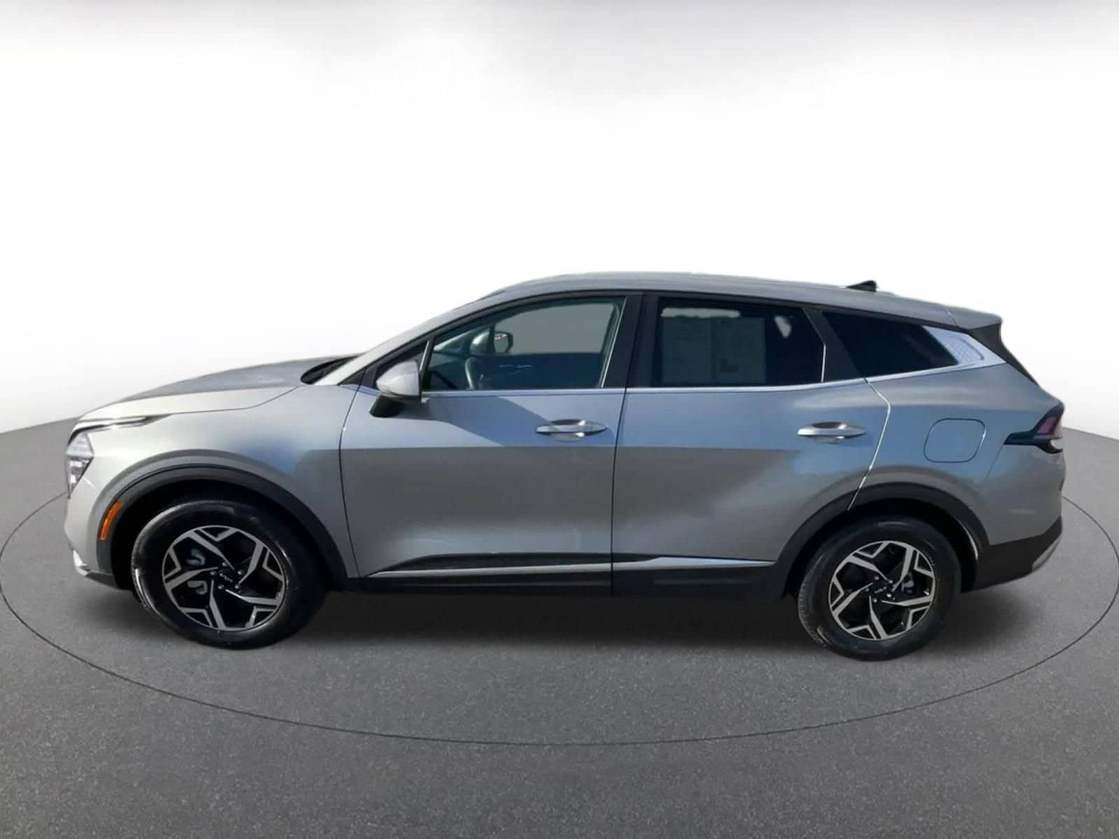 Thumbnail: 2025 Kia Sportage - 8
