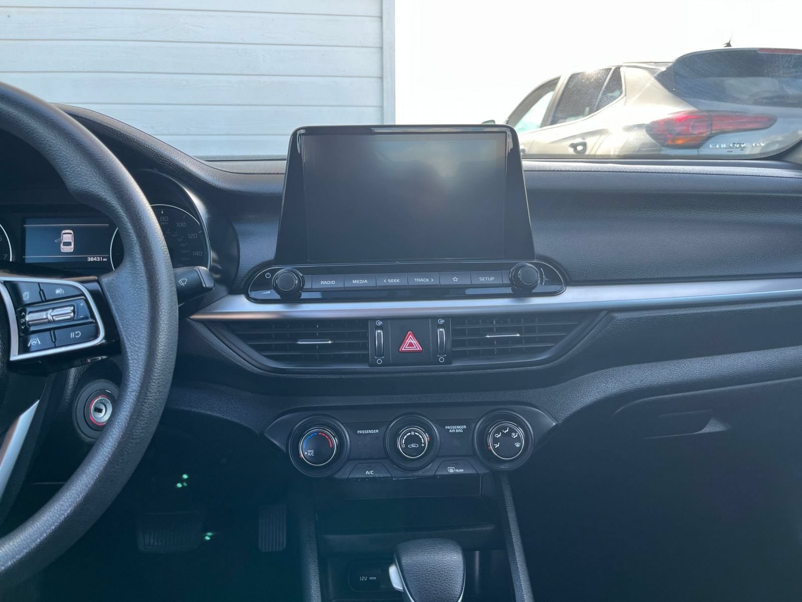 Thumbnail: 2024 Kia Forte - 16