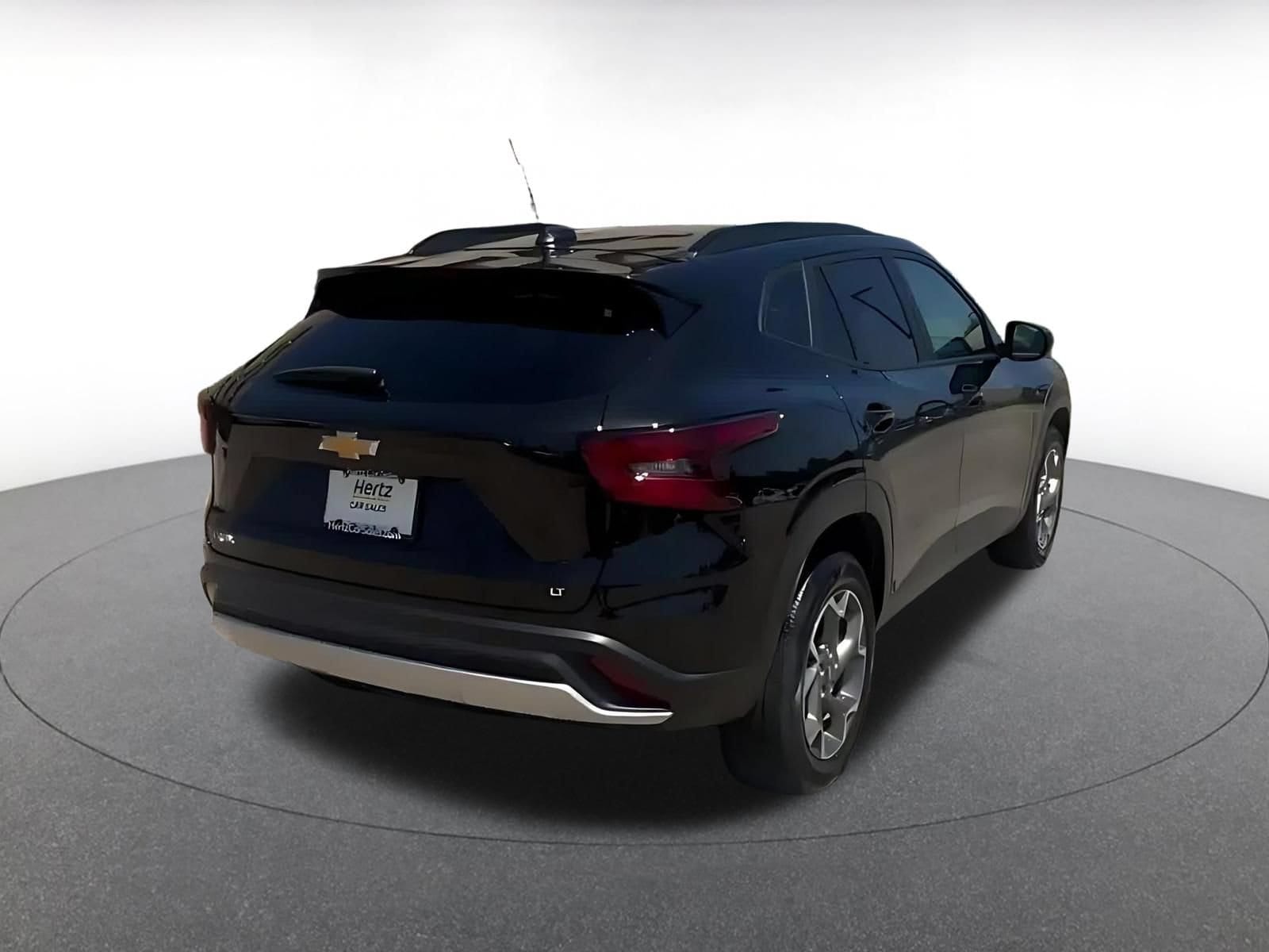 Thumbnail: 2025 Chevrolet Trax - 13