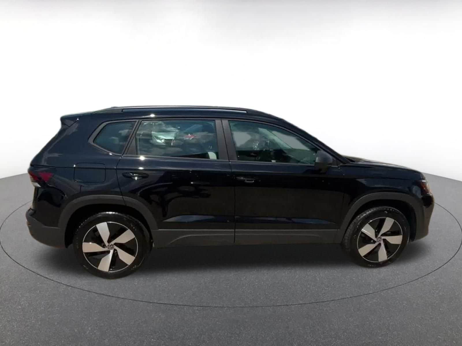 Thumbnail: 2026 Volkswagen Taos - 15