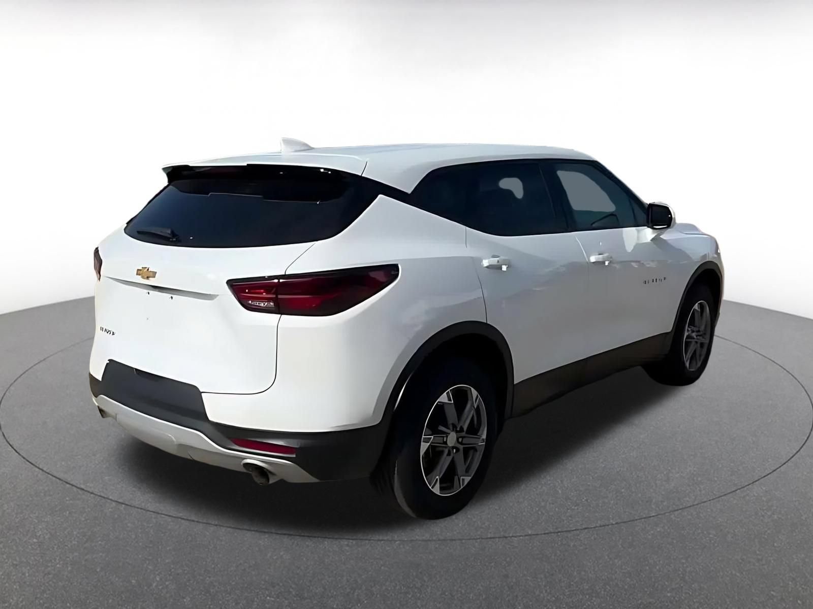 Thumbnail: 2026 Chevrolet Blazer - 13