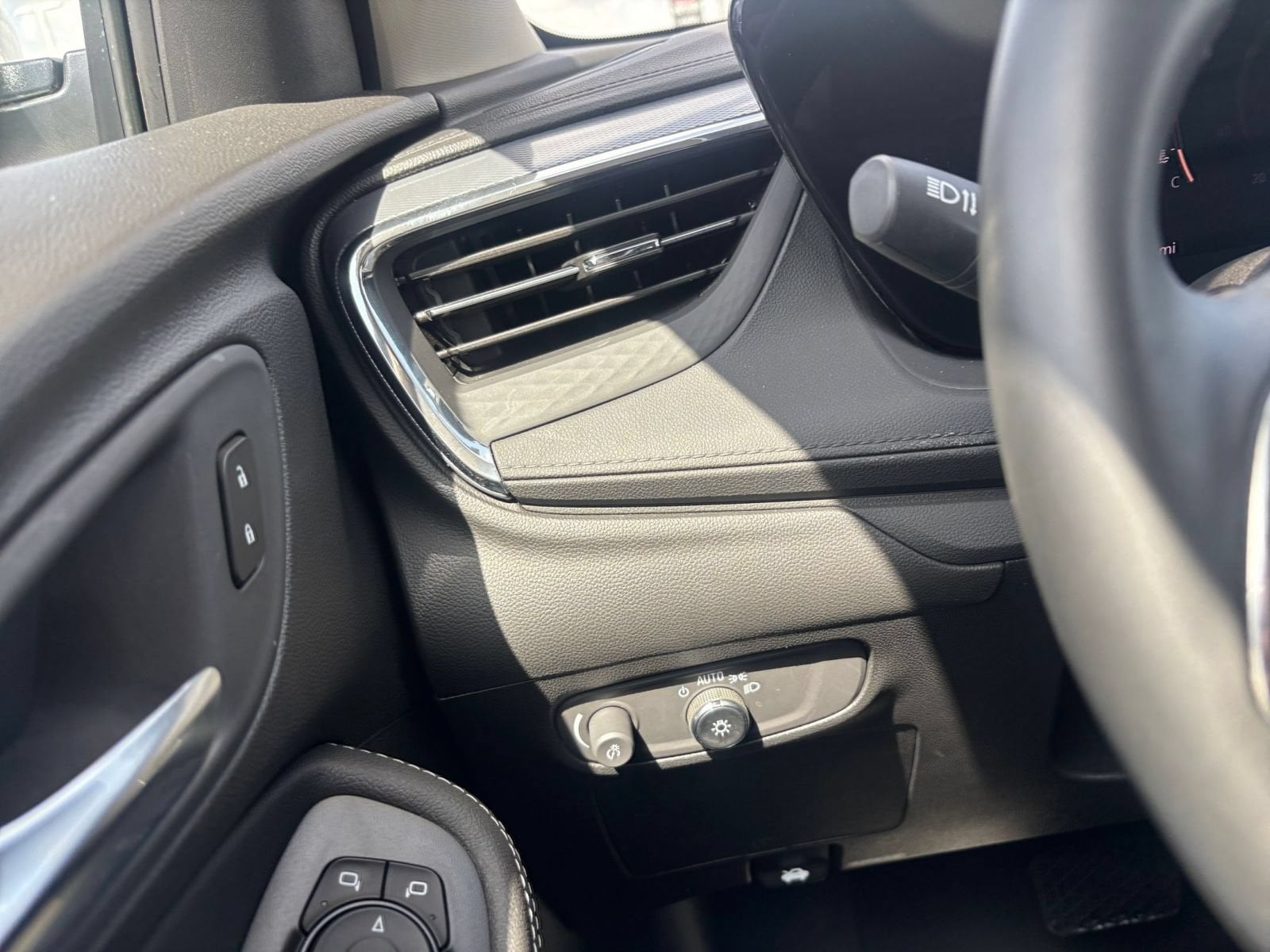 Thumbnail: 2026 Buick Encore GX - 32