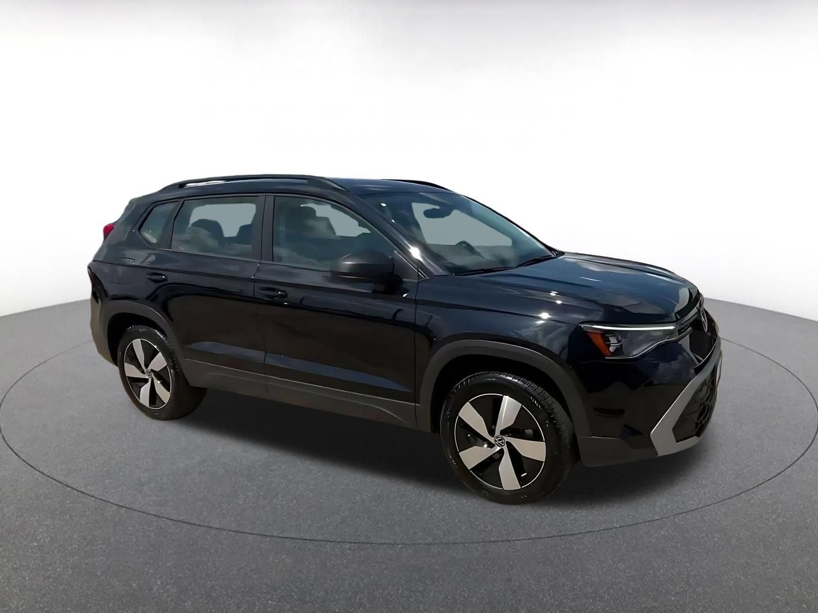 Thumbnail: 2026 Volkswagen Taos - 2