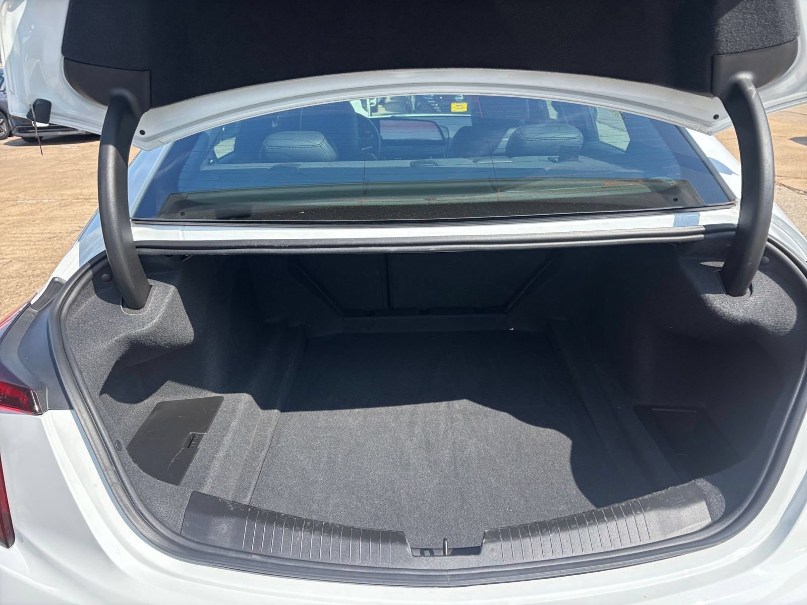 Thumbnail: 2026 Cadillac CT5 - 32