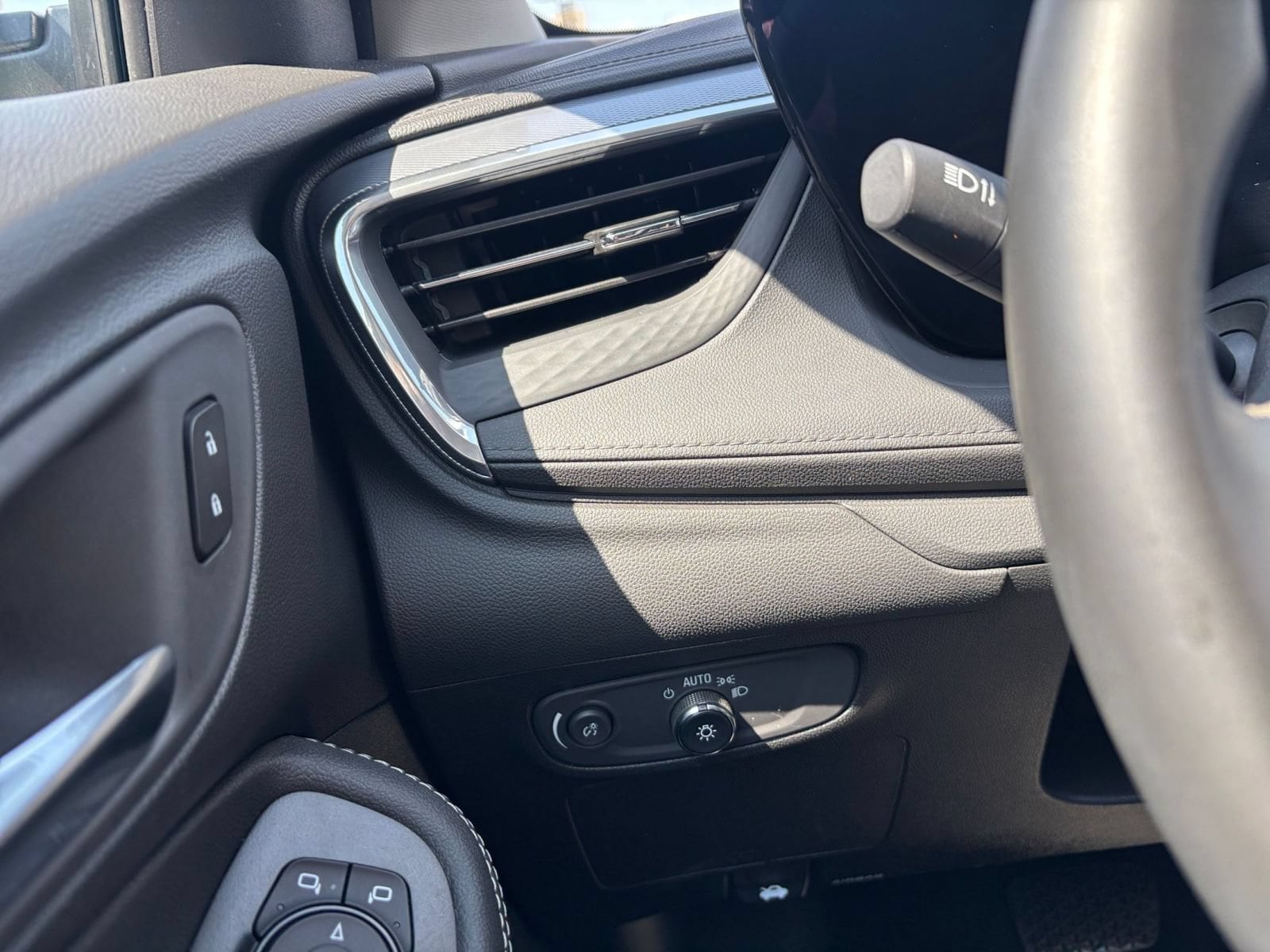 Thumbnail: 2026 Buick Encore GX - 32