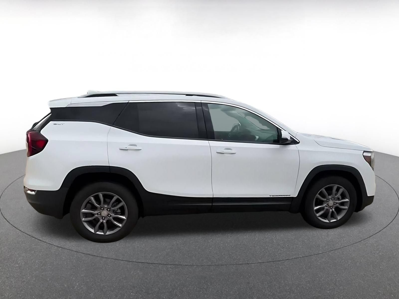 Thumbnail: 2024 GMC Terrain - 15