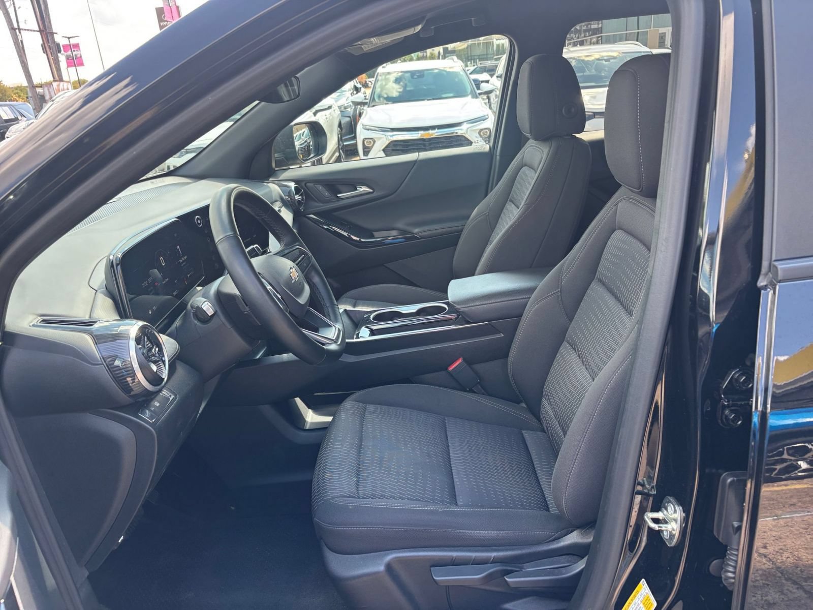 Thumbnail: 2025 Chevrolet Equinox - 27