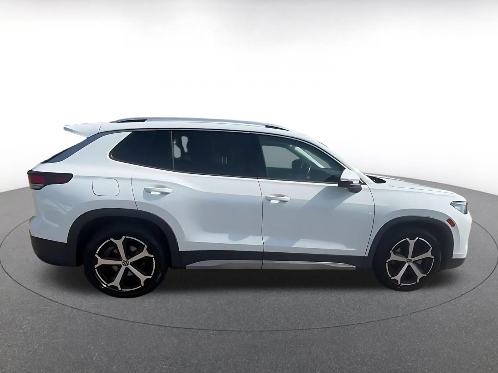 Thumbnail: 2026 Volkswagen Tiguan - 15