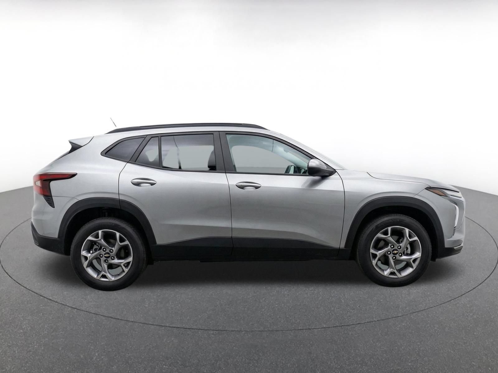 Thumbnail: 2025 Chevrolet Trax - 13