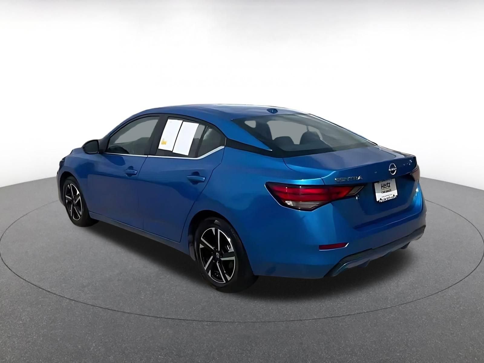 Thumbnail: 2025 Nissan Sentra - 10
