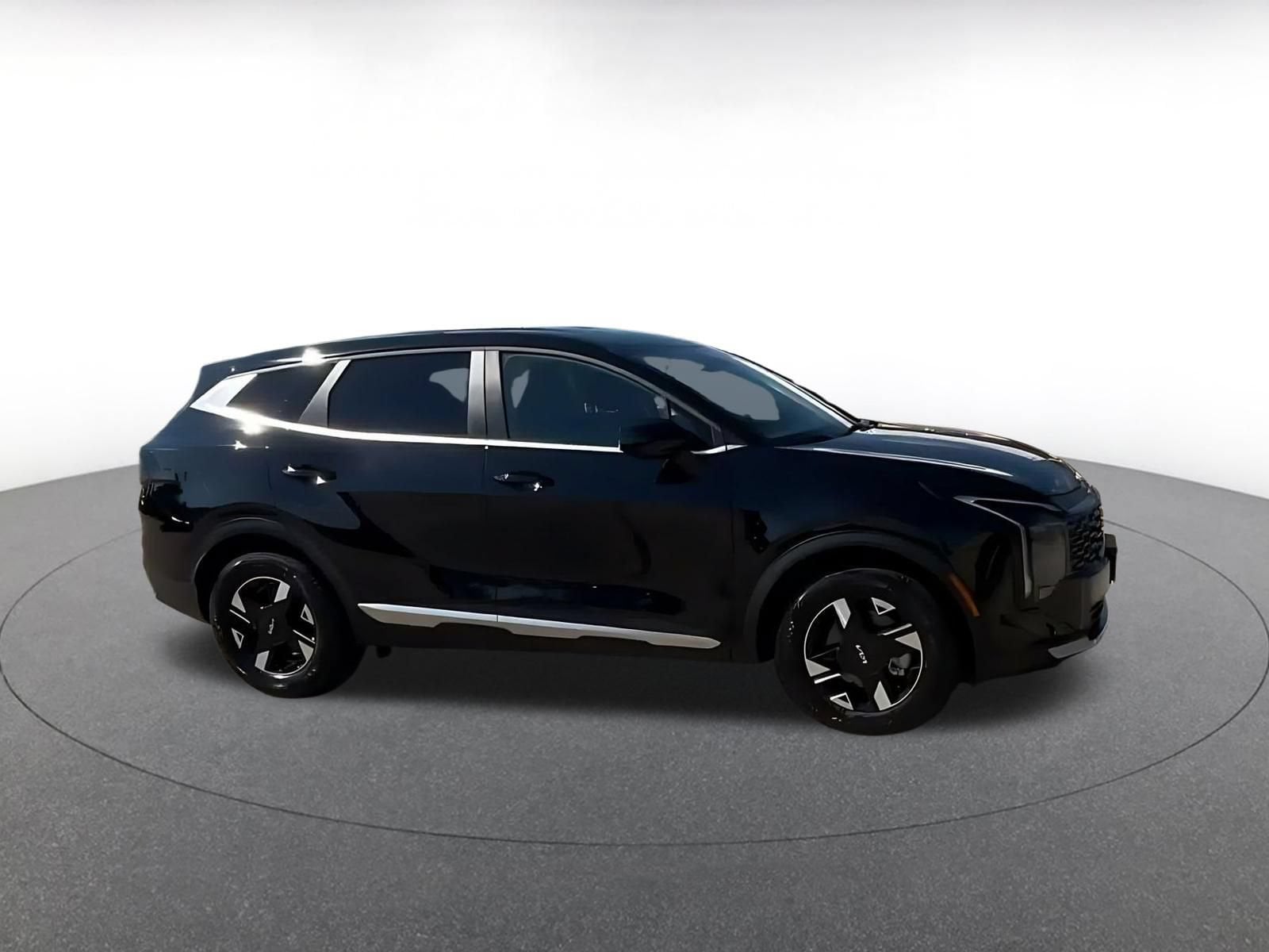 Thumbnail: 2026 Kia Sportage - 2
