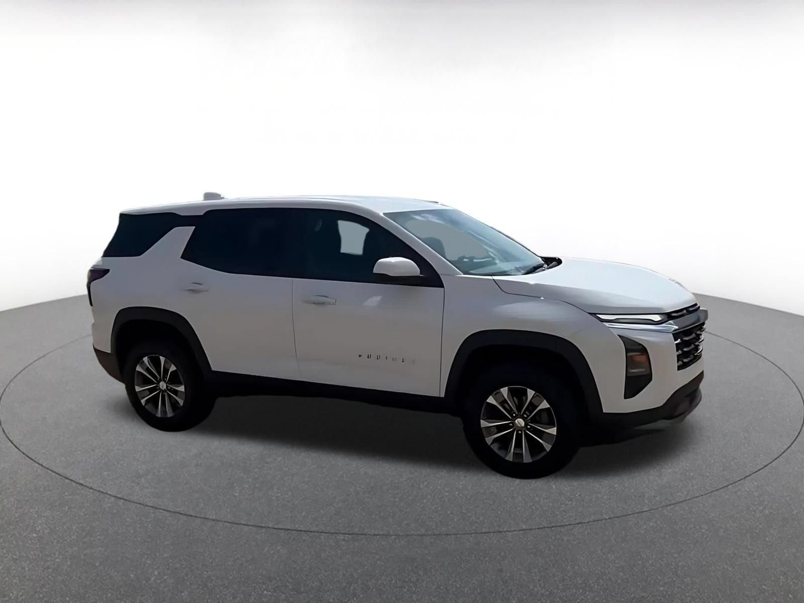 Thumbnail: 2025 Chevrolet Equinox - 2