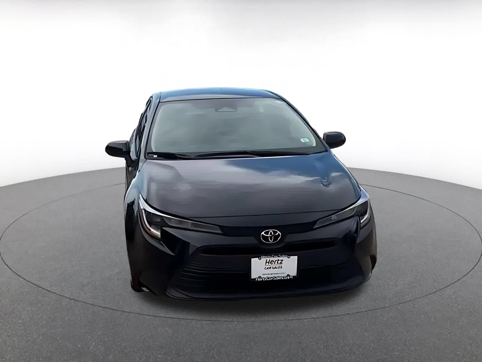 Thumbnail: 2025 Toyota Corolla - 4