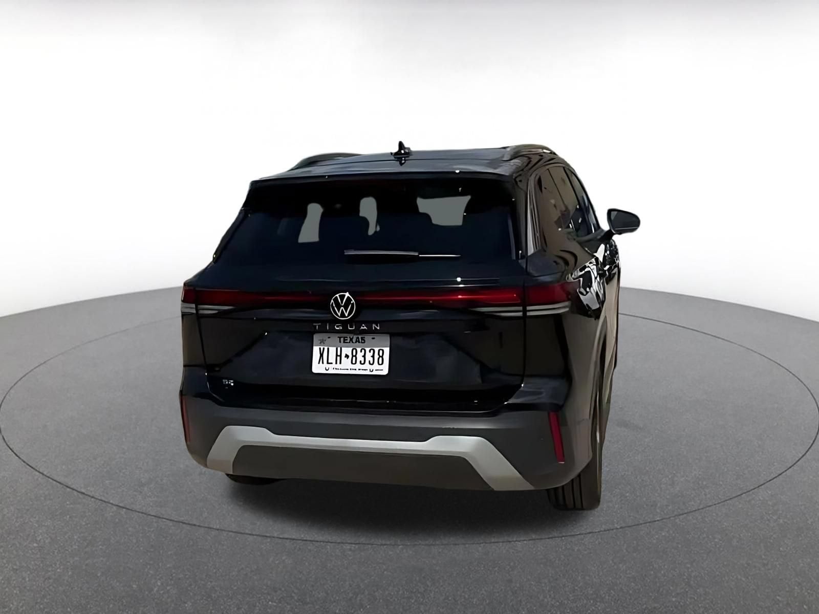 Thumbnail: 2026 Volkswagen Tiguan - 13