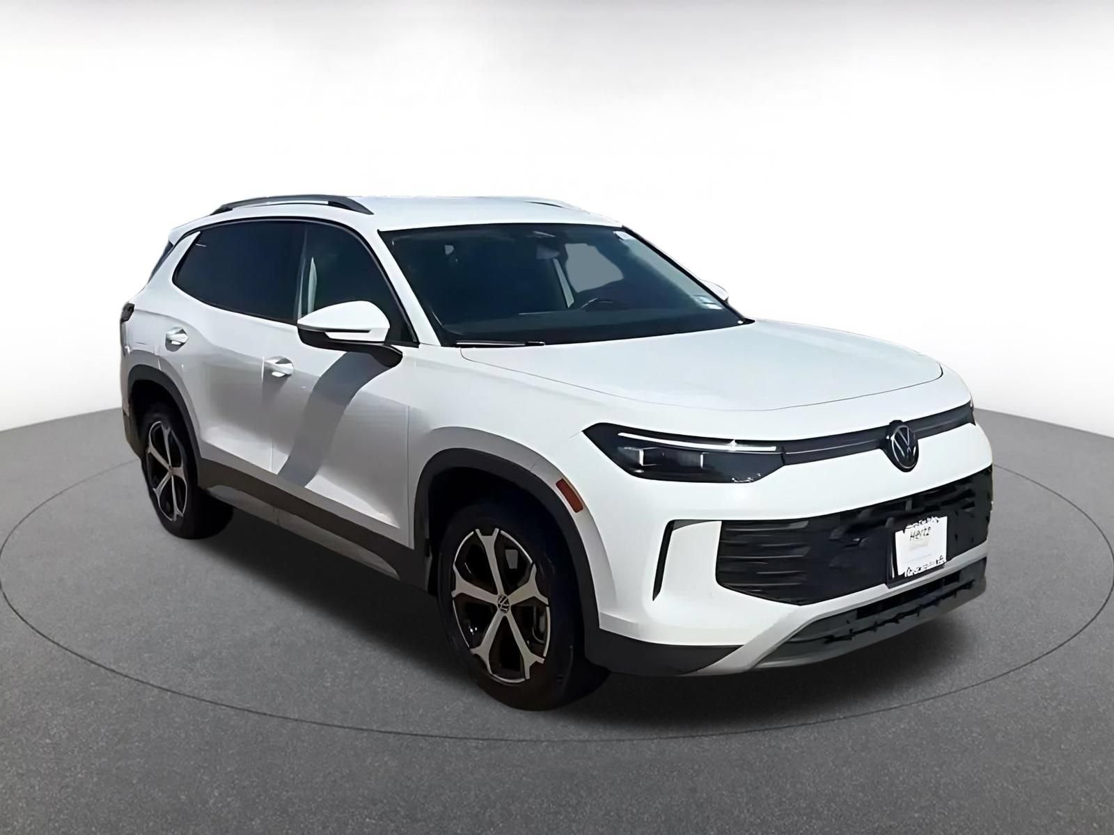Thumbnail: 2026 Volkswagen Tiguan - 3