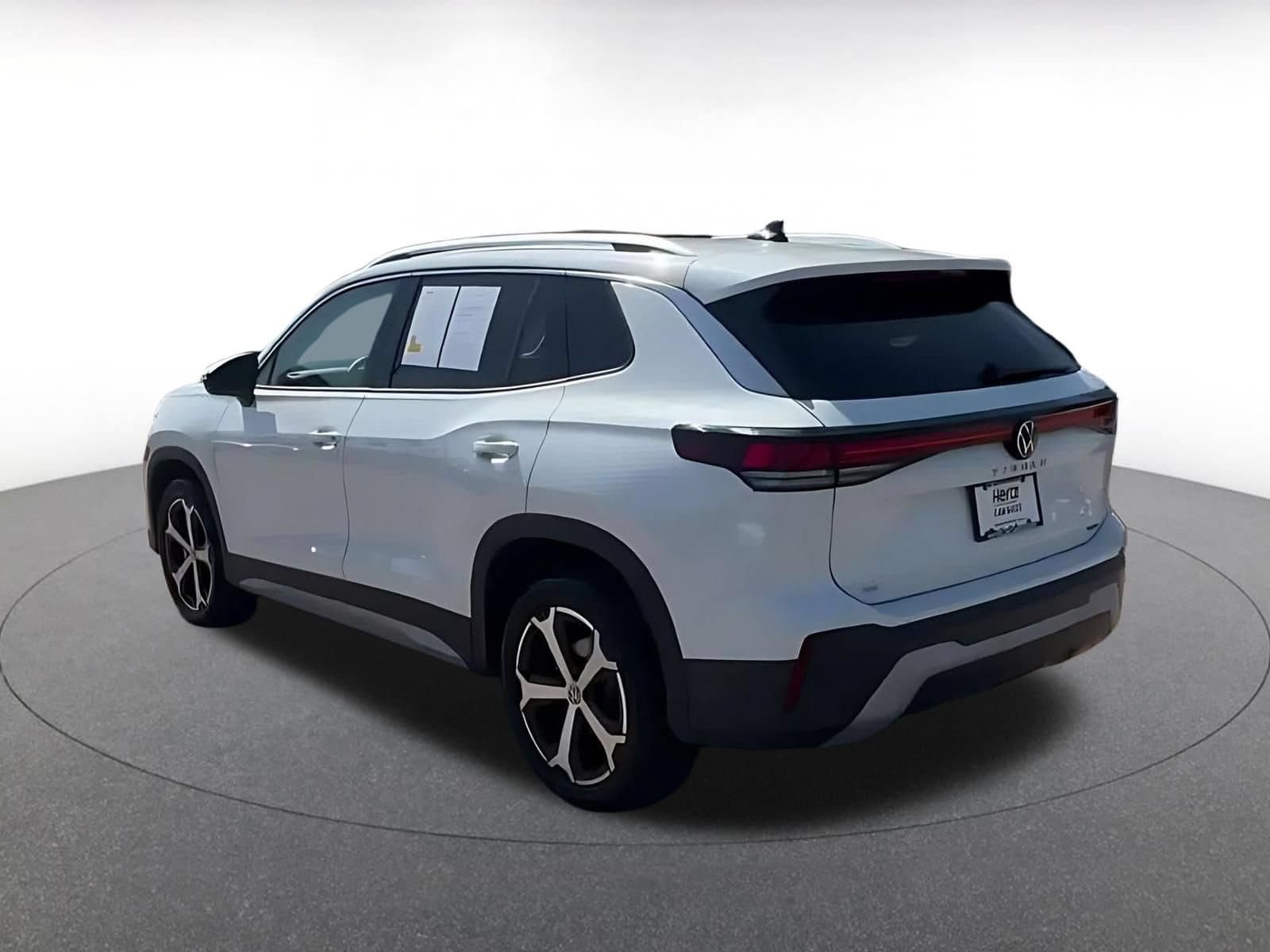 Thumbnail: 2026 Volkswagen Tiguan - 10