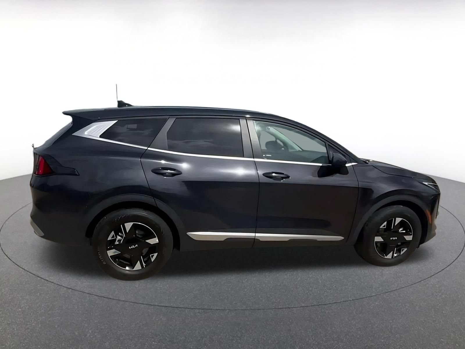 Thumbnail: 2026 Kia Sportage - 15